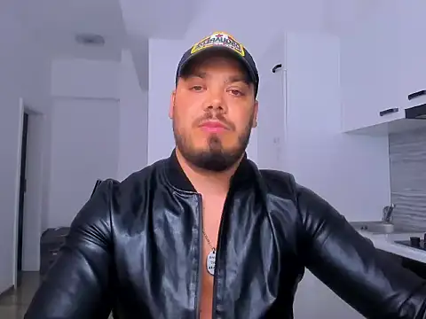 ZackMasterss online show from June 29, 10:32 pm