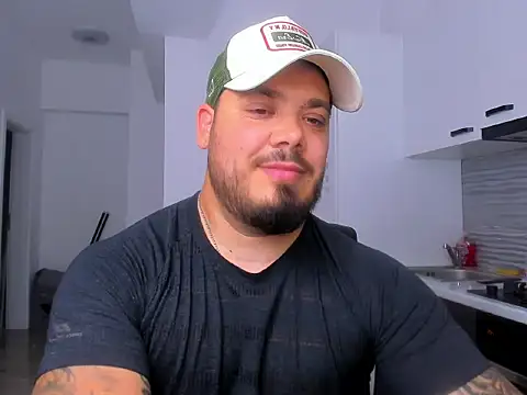 ZackMasterss online show from June 18, 10:04 pm