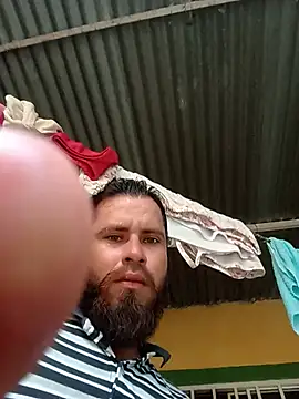Alfredoloza online show from July 17, 9:43 pm