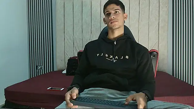 Snapshot of ANDRES_STUD chatting on September 29, 4:22 am ANDRES STUD online show from September 29, 4:22 am
