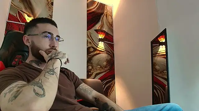 Snapshot of Luke_davis01 chatting on September 23, 1:10 pm Luke davis01 online show from September 23, 1:10 pm
