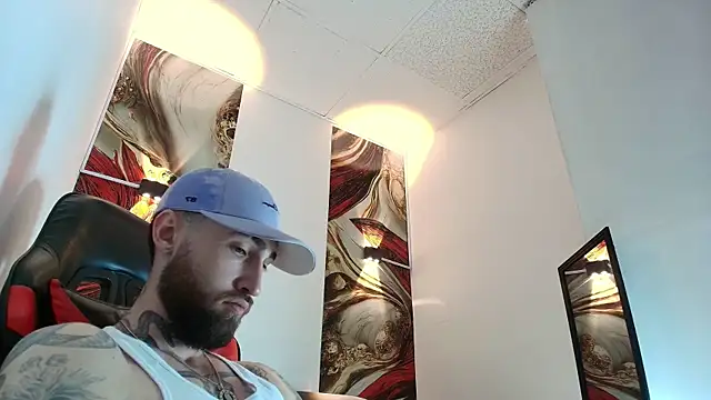 Luke davis01 online show from January 16, 1:14 pm