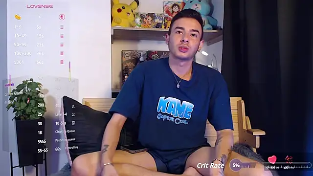 Snapshot of kyle_clint07 chatting on October 8, 4:17 am kyle clint07 online show from October 8, 4:17 am