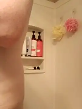 onlyhill online show from November 22, 3:22 pm