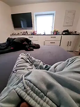 Gncastc23 online show from October 6, 6:40 am