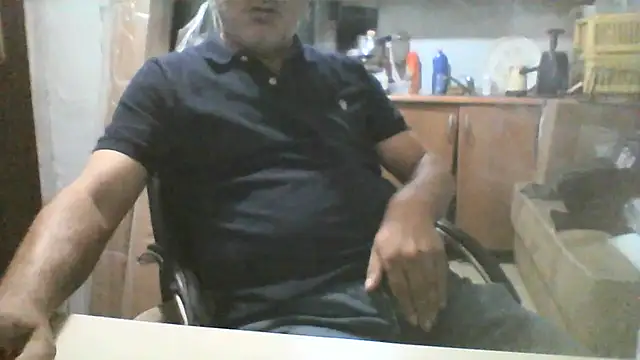 Snapshot of murat7888 chatting on October 1, 6:50 am murat7888 online show from October 1, 6:50 am