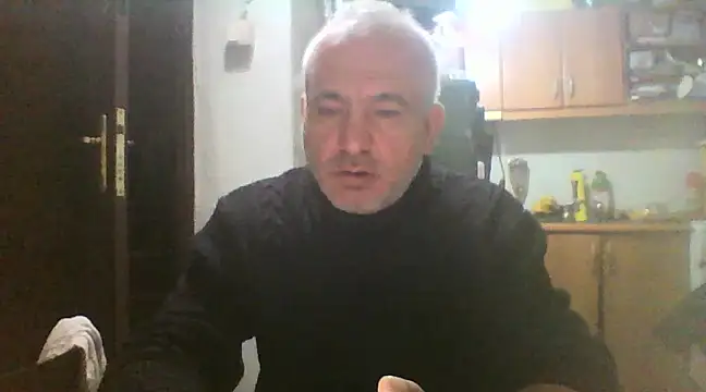 Snapshot of murat7888 chatting on February 21, 8:06 am murat7888 online show from February 21, 8:06 am
