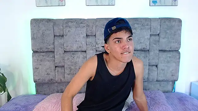 Ben Darkdesiree online show from February 7, 3:55 am