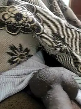 Snapshot of Tamil_small_cock chatting on March 14, 7:26 am Tamil small cock online show from March 14, 7:26 am