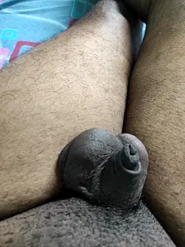Snapshot of Tamil_small_cock chatting on September 15, 10:16 am Tamil small cock online show from September 15, 10:16 am