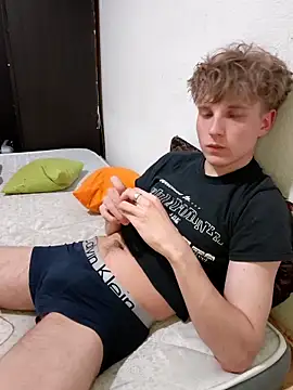 And25bn online show from April 23, 11:07 pm