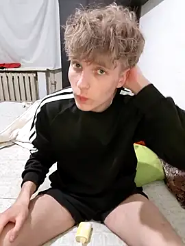 And25bn online show from April 20, 9:28 pm