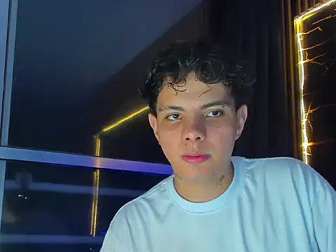 Alessandro 1610 online show from July 7, 6:47 am