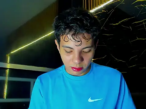 Alessandro 1610 online show from June 17, 3:41 am