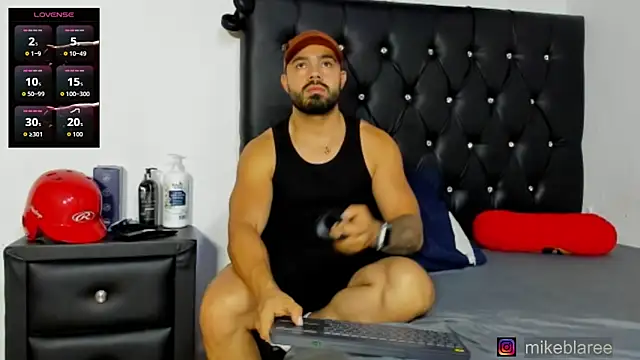 mikeblaree online show from June 10, 10:10 pm