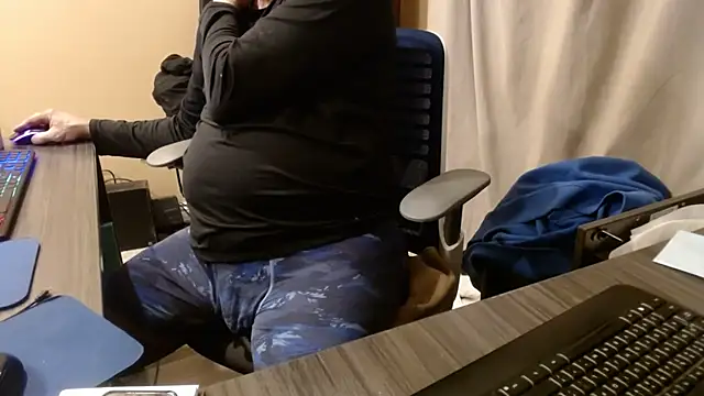 olderandwiser2 online show from April 22, 2:51 am