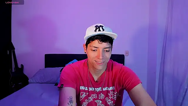  JacobMiller   online show from January 31, 9:46 pm