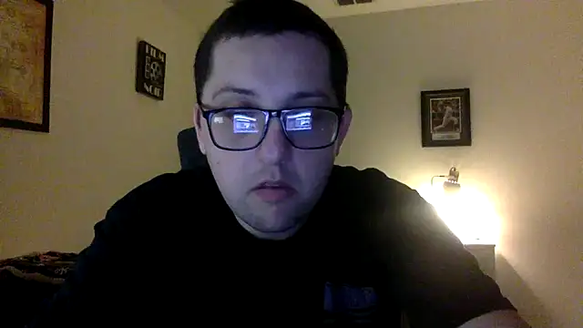 Snapshot of Milflover96 chatting on March 18, 1:35 am Milflover96 online show from March 18, 1:35 am