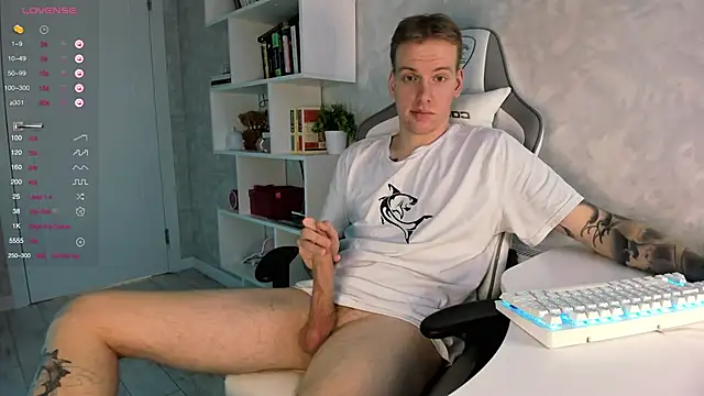 jaffersonlouis online show from March 18, 2:17 pm