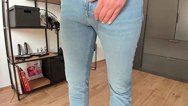 molicaremolicare online show from March 10, 11:38 am