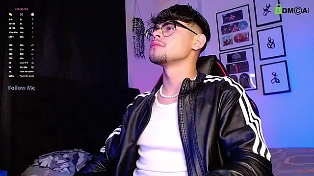 isaac-saenz online show from November 18, 10:23 pm