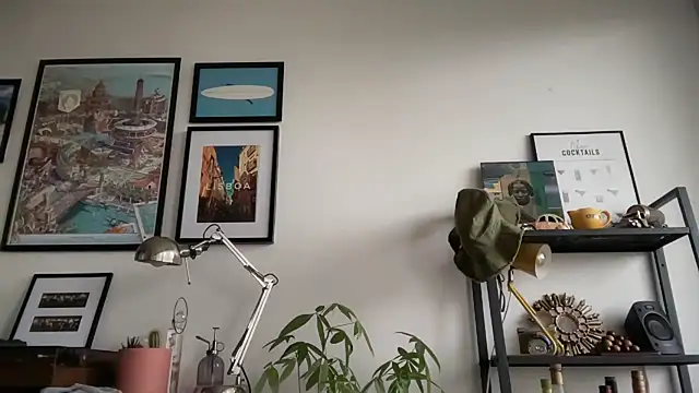 MikymikeBBWD online show from November 15, 2:19 pm