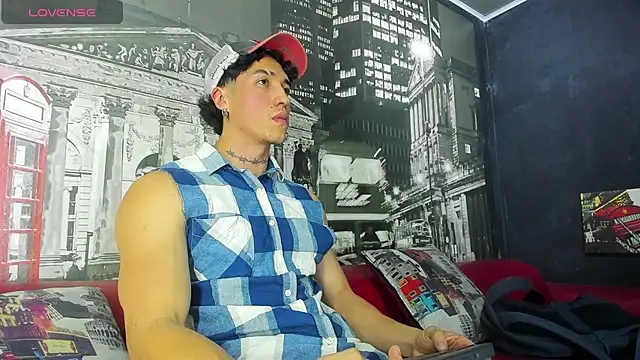 KaryBig3 online show from March 13, 4:27 am