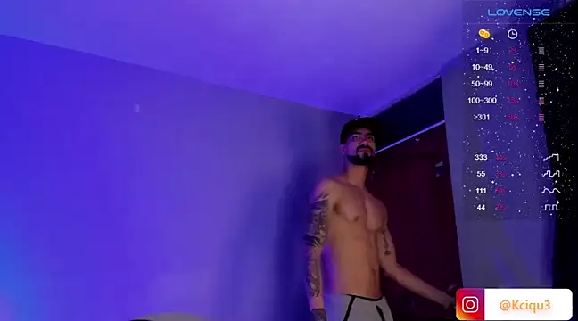 K cique online show from February 23, 11:47 pm