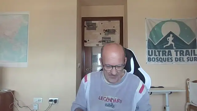 llopaco online show from April 22, 11:37 am