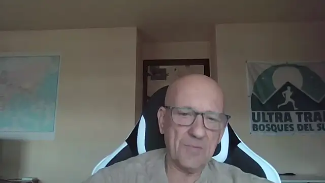 llopaco online show from November 19, 1:11 pm