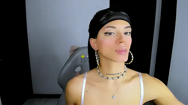 nilam valker online show from December 21, 10:29 pm