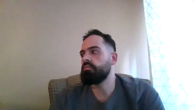 guccititi online show from April 25, 8:28 pm