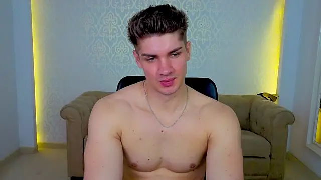 MaxKaiden online show from April 23, 5:34 am