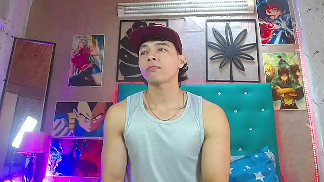 LiamAndrewzz online show from October 28, 6:32 pm