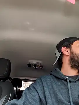 QueenM3 online show from April 17, 6:54 pm