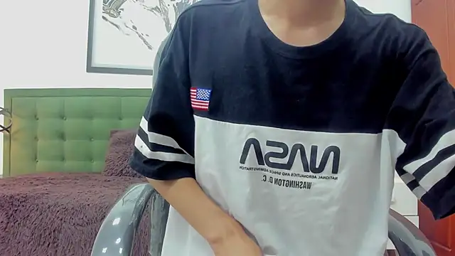 Snapshot of Johann_sex chatting on October 11, 5:50 pm Johann sex online show from October 11, 5:50 pm