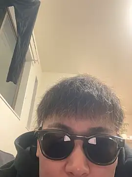 pierrot 0202 online show from March 13, 12:35 pm