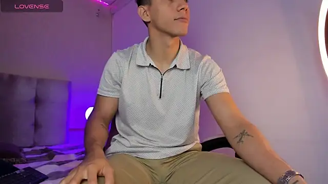 Allex Cano online show from February 21, 2:06 pm