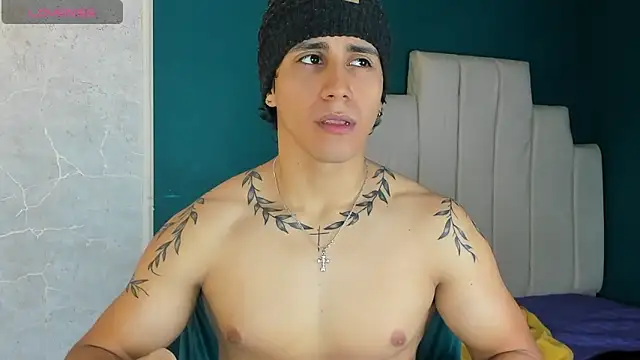 Allex Cano online show from October 2, 10:14 pm