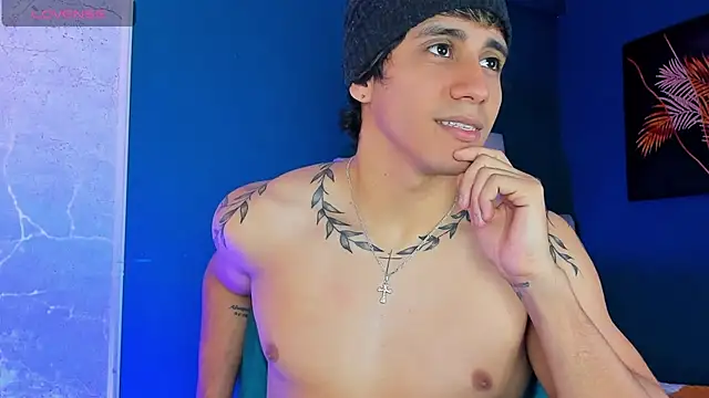 Allex Cano online show from October 3, 10:15 pm