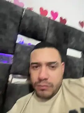 Snapshot of Angelgarcia_ chatting on February 23, 5:17 am Angelgarcia online show from February 23, 5:17 am