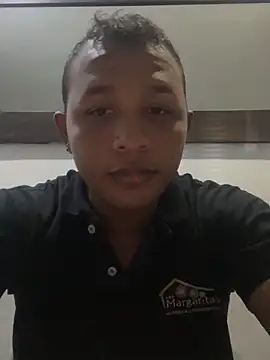 Snapshot of Gooss_cum chatting on September 11, 6:23 am Gooss cum online show from September 11, 6:23 am