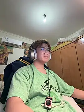 Anson0722 online show from April 25, 1:36 pm