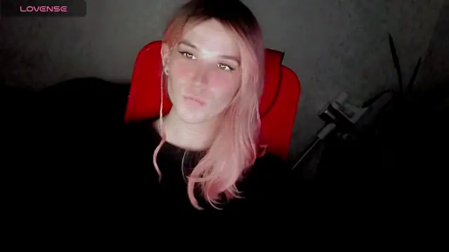 hellenspellman online show from October 11, 3:49 pm