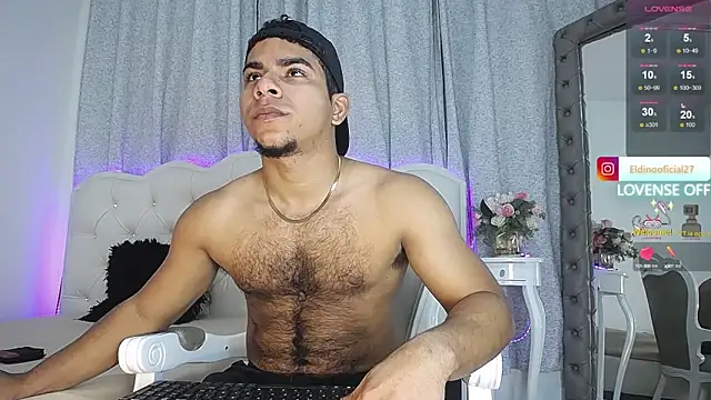 Snapshot of Javier_Hot27 chatting on March 3, 12:43 pm Javier Hot27 online show from March 3, 12:43 pm
