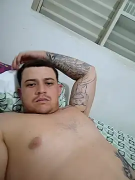 comcoroas online show from December 18, 1:34 am