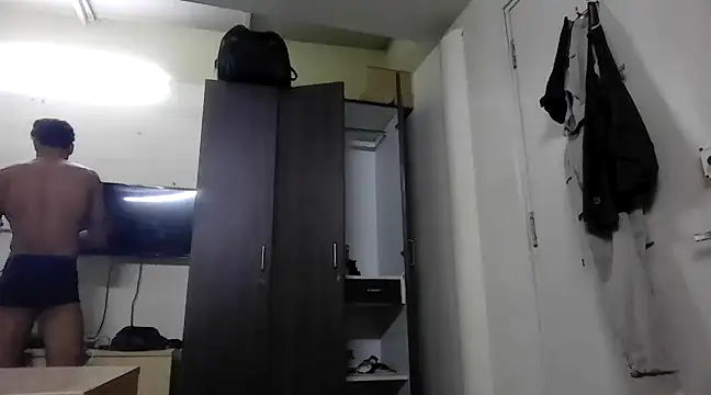 Snapshot of fitbuddy1 chatting on March 22, 5:41 pm fitbuddy1 online show from March 22, 5:41 pm