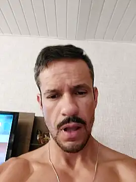 juniortche1313 online show from January 10, 2:28 am