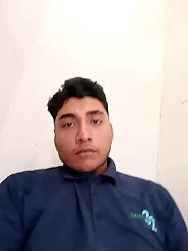 crisssalazar online show from April 7, 8:31 pm