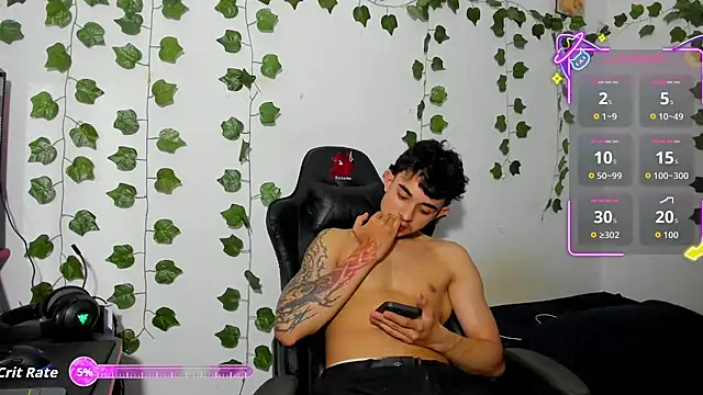 Snapshot of Noah_milleer chatting on September 14, 2:13 am Noah milleer online show from September 14, 2:13 am
